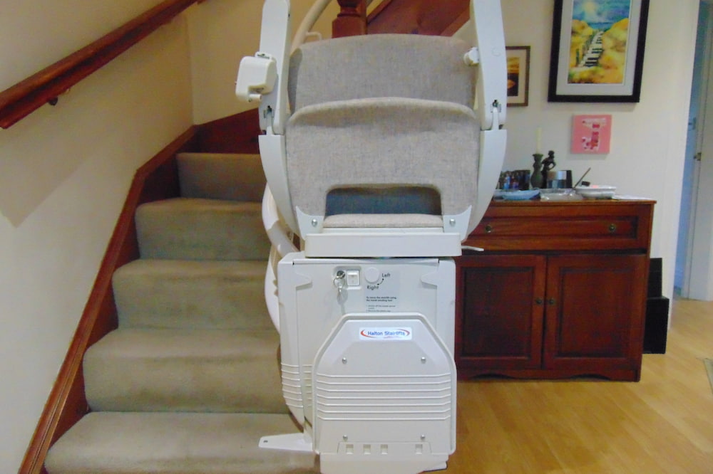 outdoor stairlift 