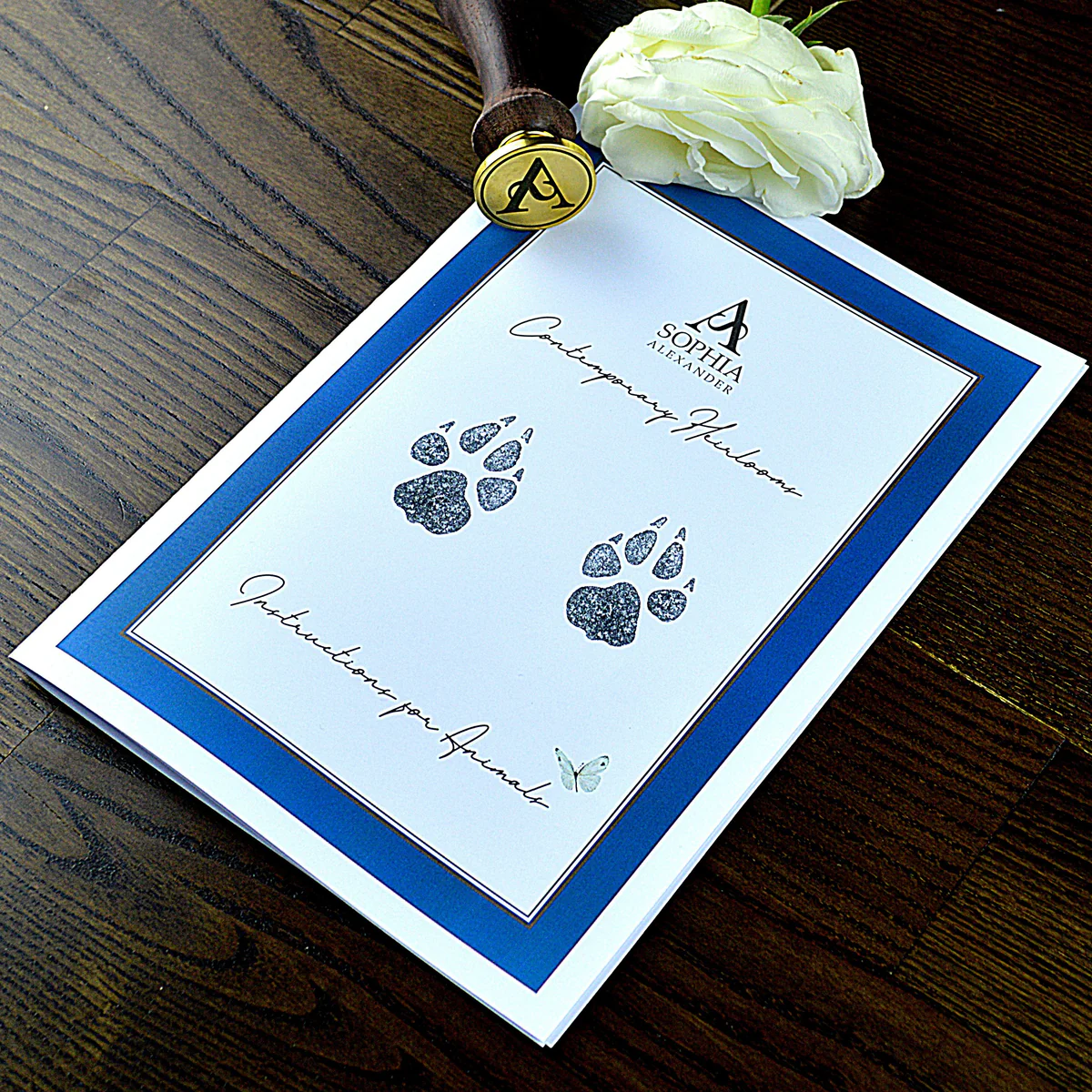 picture of dog paw print