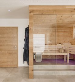 Simple Steps to a Stronger, Healthier You: Soothing Sauna